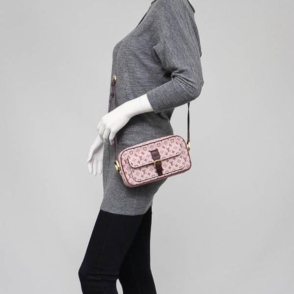 Louis Vuitton Handbags - 🍒 AUTHENTIC Louis Vuitton Mini Lin🍒